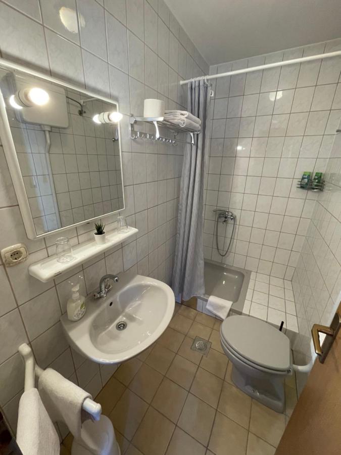 Hard Rock Rooms For Two Livno Exterior photo